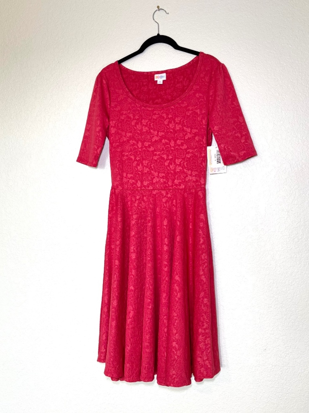 LuLaRoe Nicole Dress M Fit and Flare Pink Red Floral Midi Simply Comfortable New